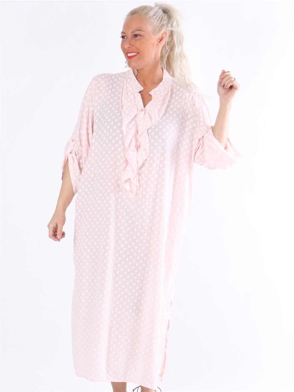 Bonita Dot - Prikket skjortekjole med flæser i udskæringen